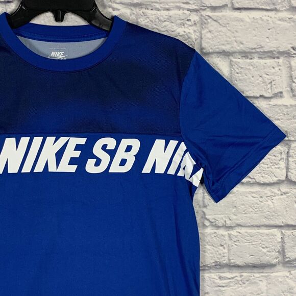NIKE SB Skateboarding Dri-Fit T Shirt Youth XL Short Sleeve Blue Spell Out Polye - Picture 2 of 12